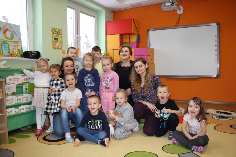 Przedszkole Baśniowa Kraina - zdjęcia dzieci - zdjęcie 1