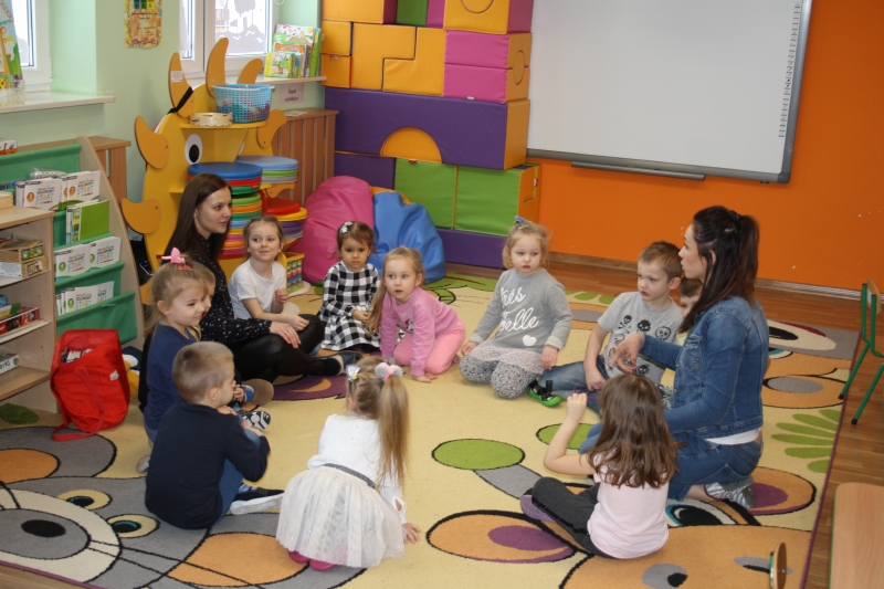 Przedszkole Baśniowa Kraina - zdjęcia dzieci - zdjęcie 2