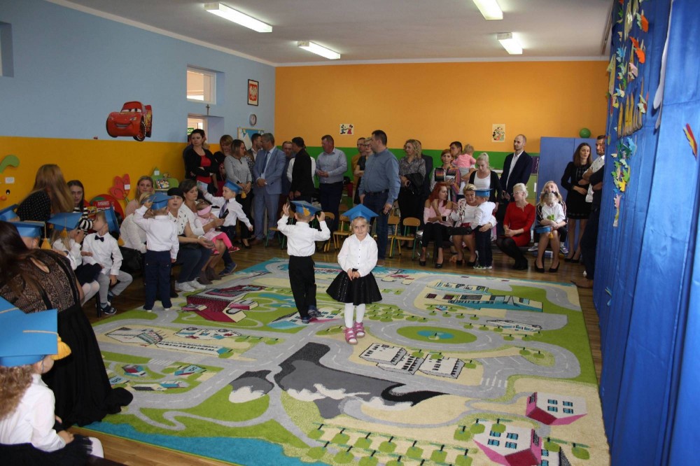 Przedszkole BAŚNIOWA KRAINA - oddział II - zdjęcie 2