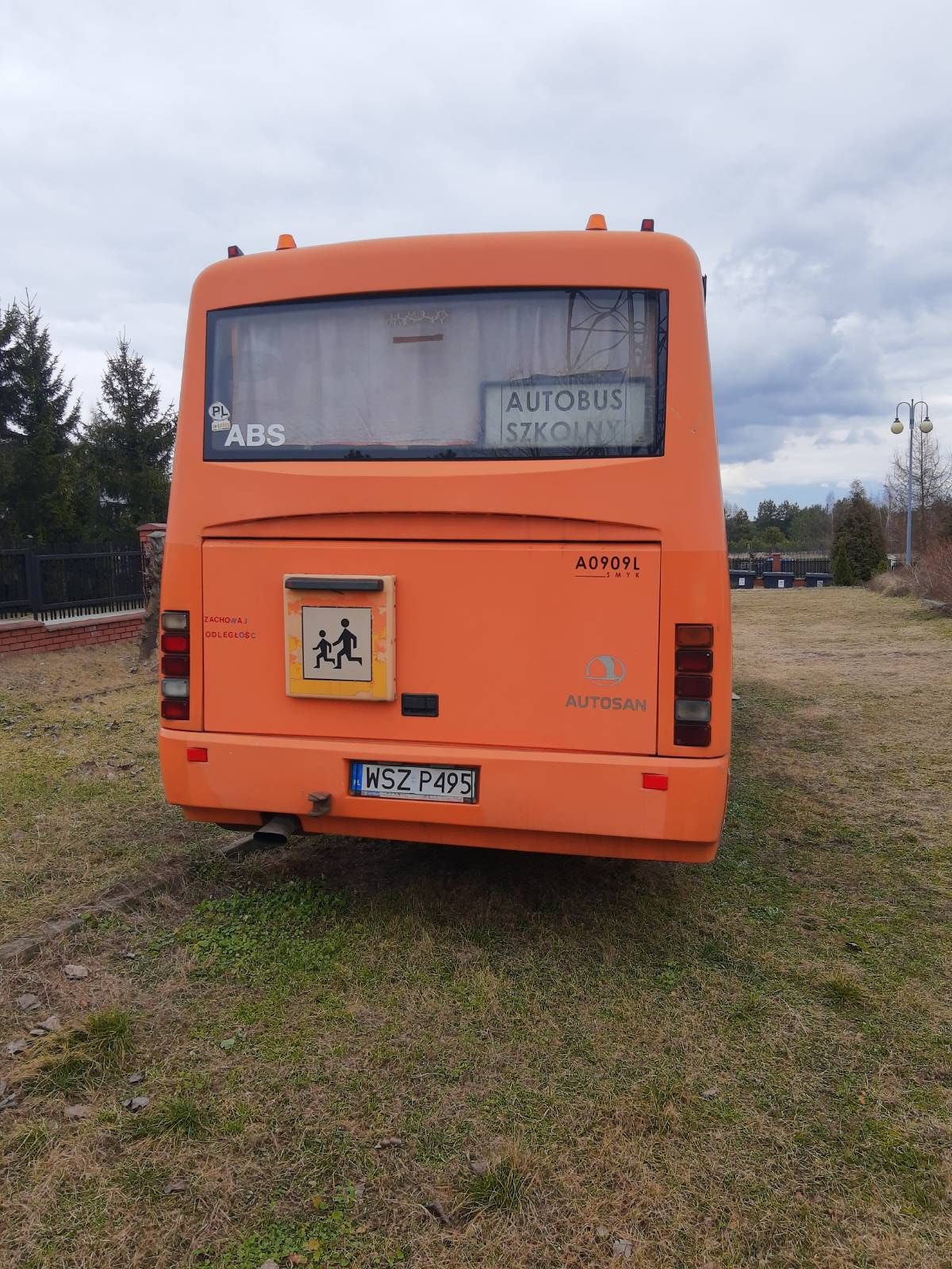 Pojazdu marki autosan A0909L Tramp, rok produkcji 2004 - zdjęcie tył