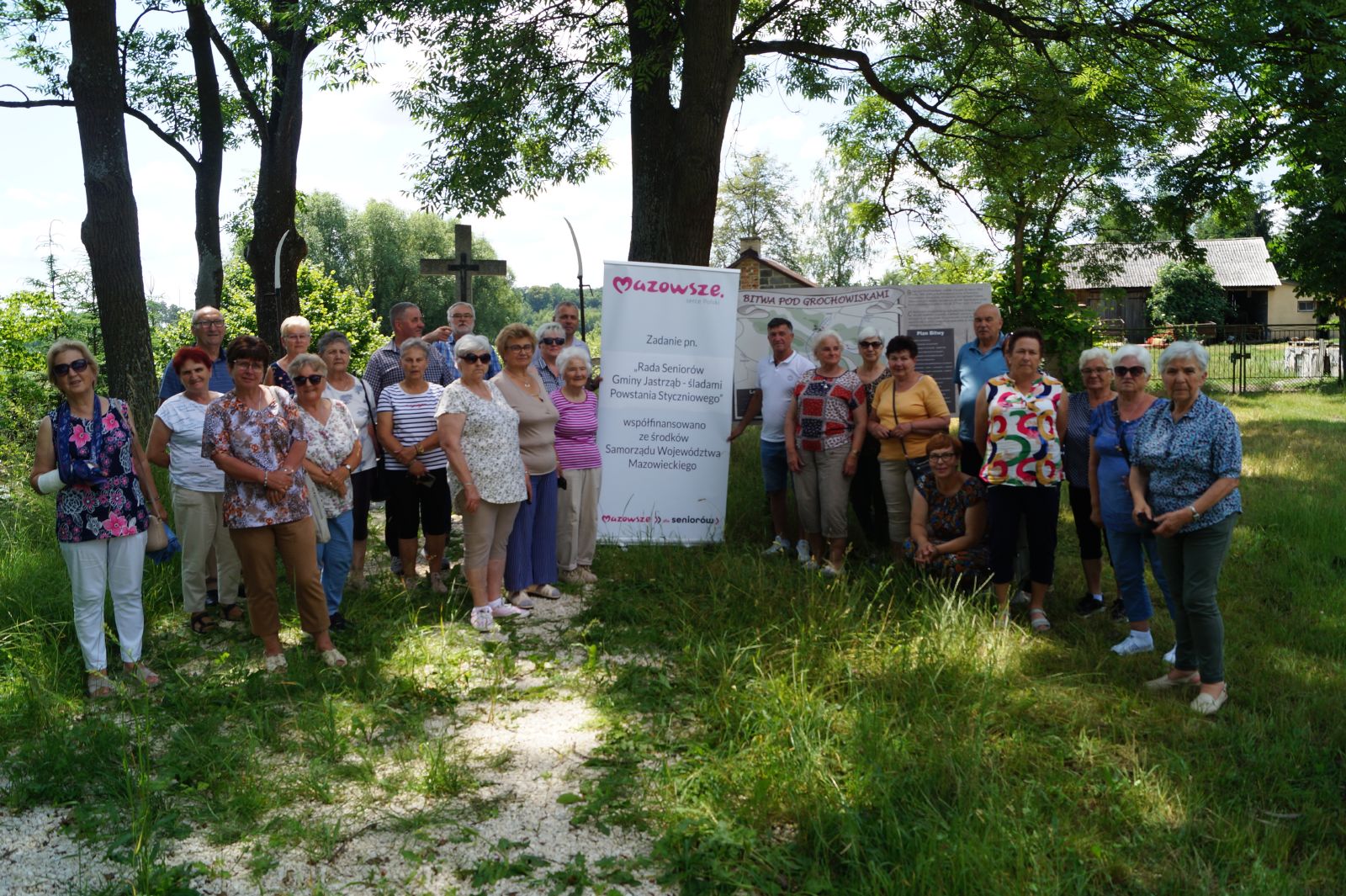 Uczestnicy wycieczki - zdjęcie grupowe