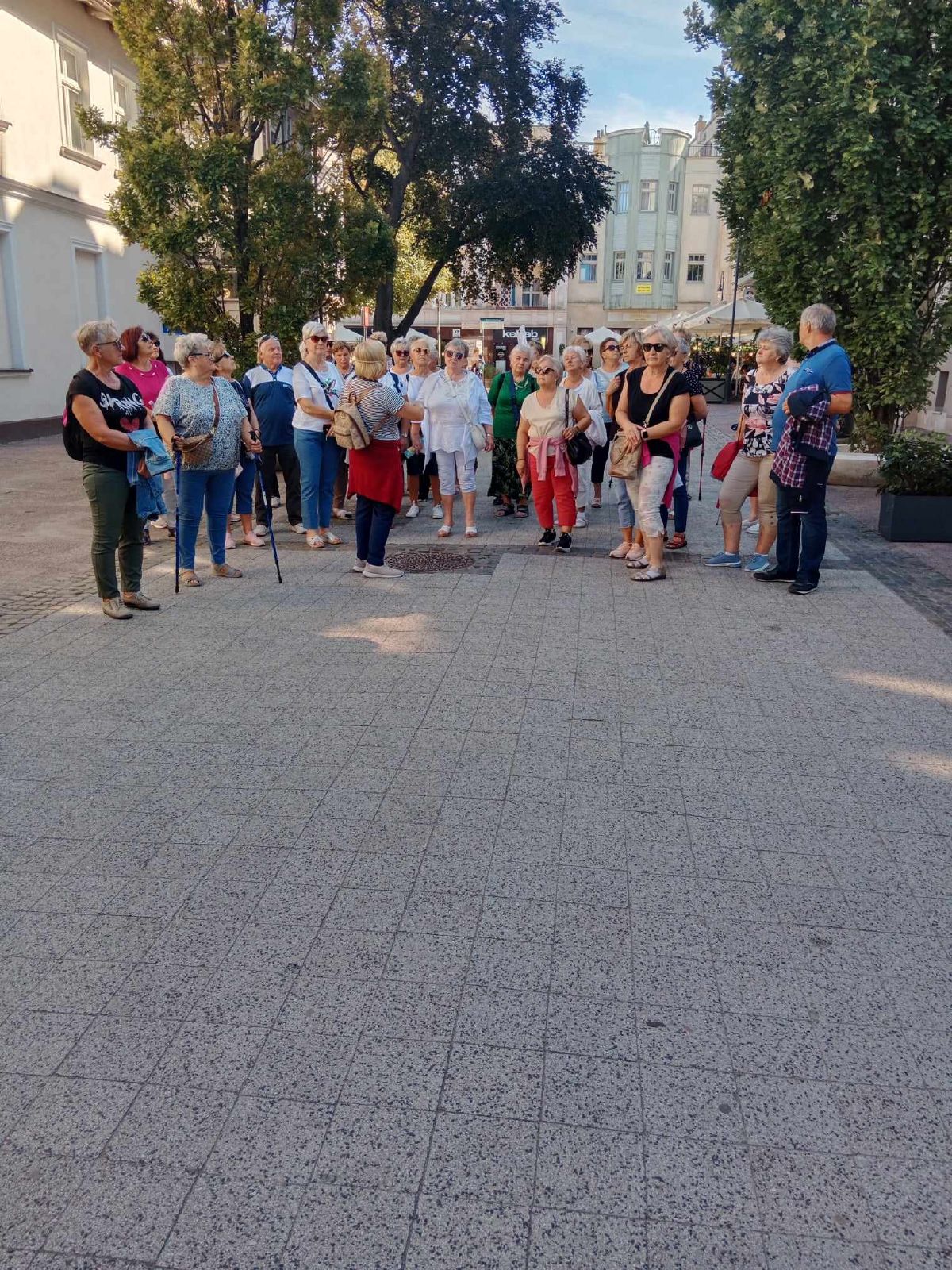 Uczestnicy wycieczki nad morzem